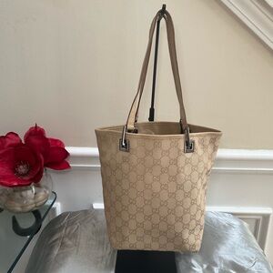 🌹VINTAGE Gucci 31244 002058 •  Monogram Gold Tan Signature Bucket Tote • REPOSH